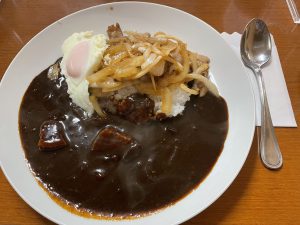 画像：カレーを食べよう