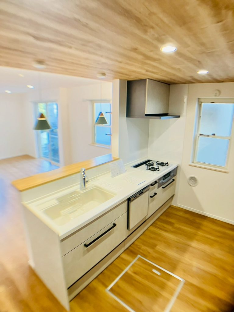 画像:忙しい調理も効率的にこなせる3口ガスコンロ。