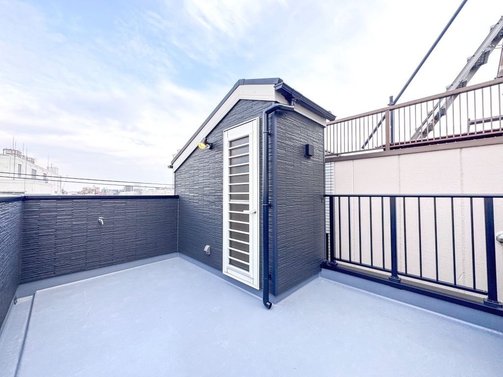 画像:3帖超えのルーフバルコニーは眺望◎