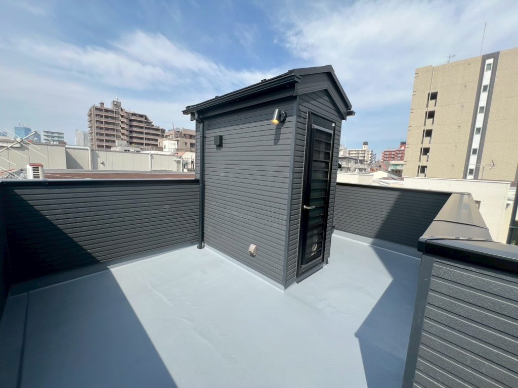 画像:開放感たっぷりのルーフバルコニー