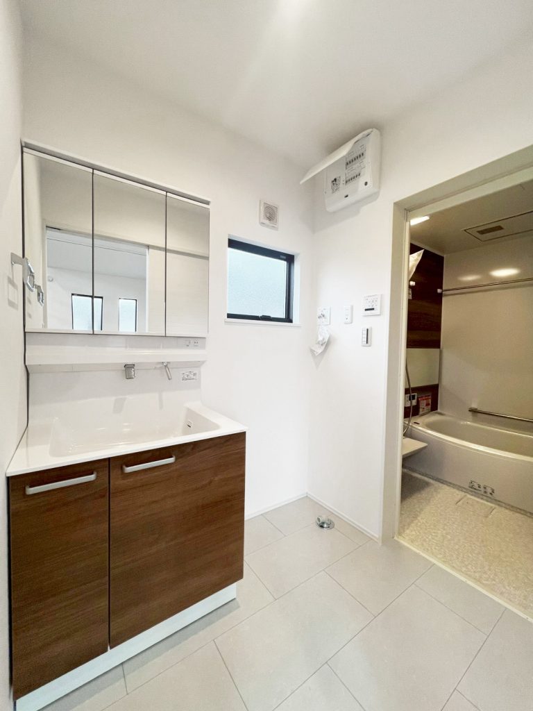 画像:2階に水回りがまとまっており、生活動線がスムーズです!